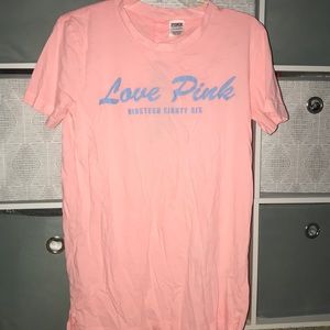 Pink tee